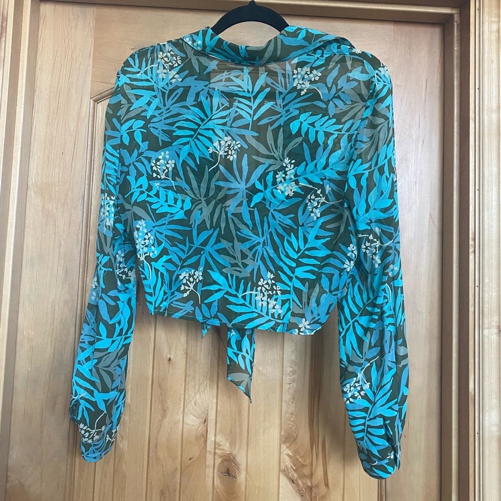 Vintage Womens Sz 12 Silk Tropical Floral Long Sleeve Crop Tie Front Top 70s - Picture 3 of 8